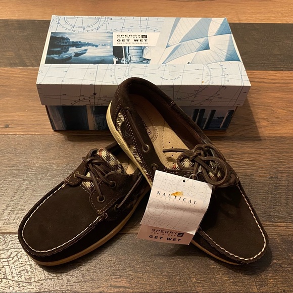Women’s Sperry’s - Picture 3 of 3